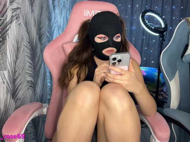 LallyRose's BongaCams show and profile