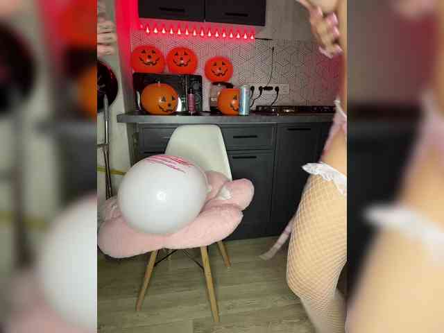 LallyRose webcam