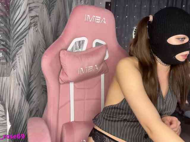 LallyRose Live Webcam on BongaCams