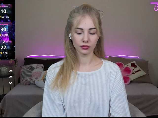 LunaBelli's BongaCams show and profile