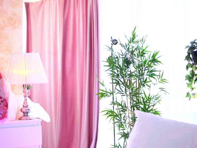 ArtTeasee Live Webcam on BongaCams