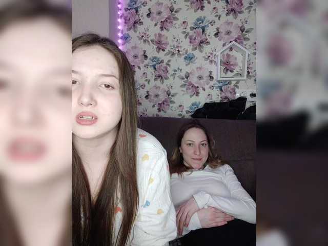 Twobody's BongaCams show and profile