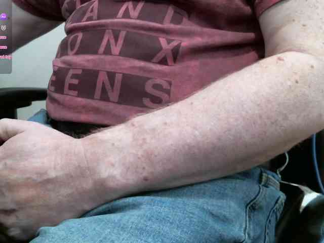 MikeKremen Live Webcam on BongaCams