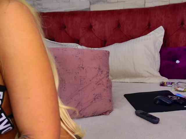 megan-wow webcam