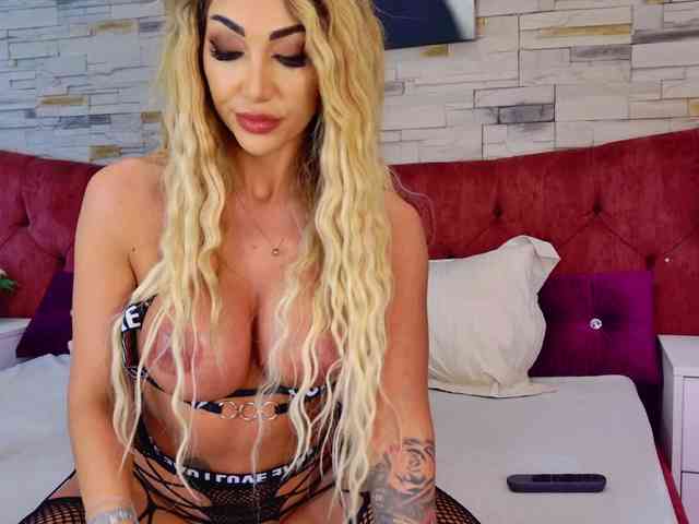 megan-wow webcam