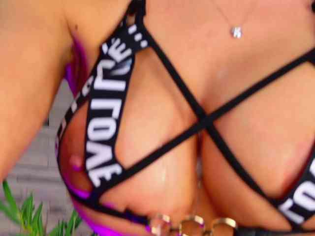 megan-wow webcam