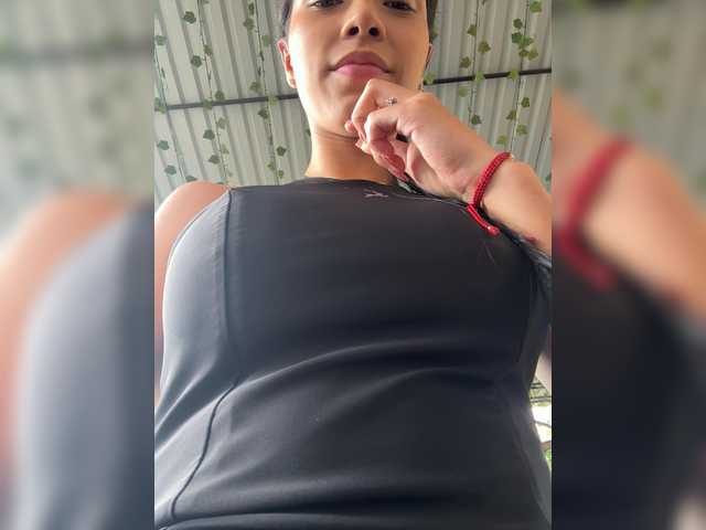 BREE-WATSON — THE QUEEN IS HERE !!! HELP ME BECOME YOUR QUEEN THIS WEEK   TIP 10 - 110 - 210 TO MAKE ME WET FOR YOU   ARE U READY FOR ME ???