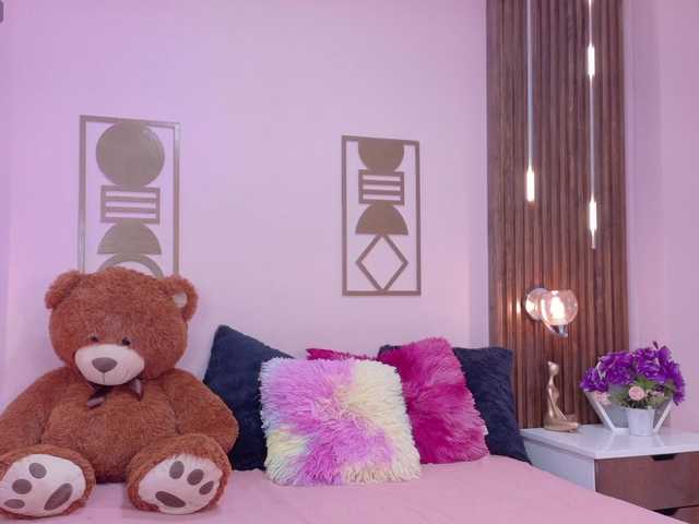 BREE-WATSON's BongaCams show and profile