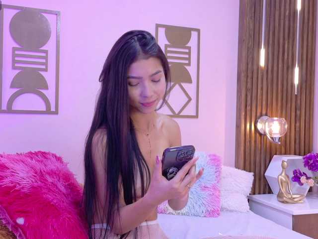 BREE-WATSON's BongaCams show and profile