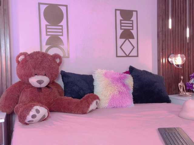 BREE-WATSON's BongaCams show and profile