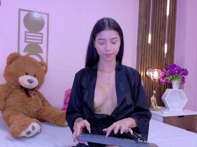 BREE-WATSON's BongaCams show and profile