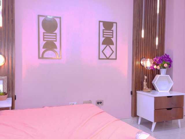 BREE-WATSON's BongaCams show and profile