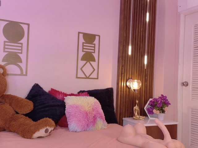 BREE-WATSON's BongaCams show and profile