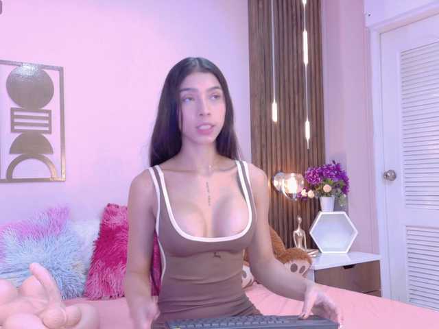 BREE-WATSON live cam profile