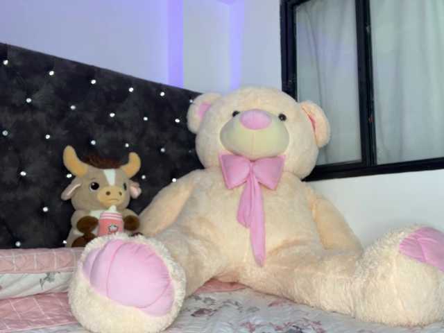 BREE-WATSON's BongaCams show and profile