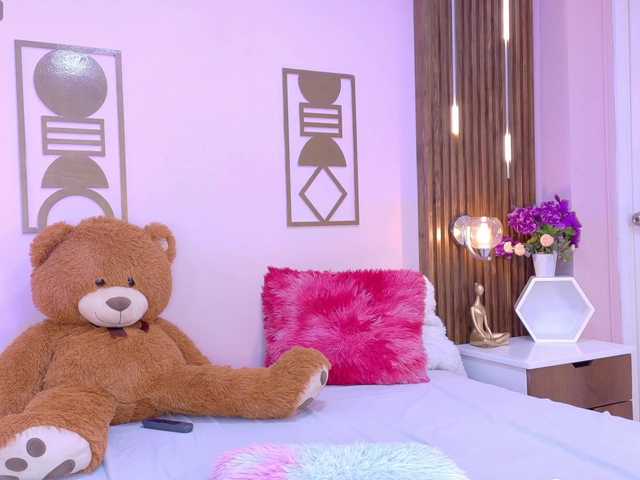 BREE-WATSON's BongaCams show and profile