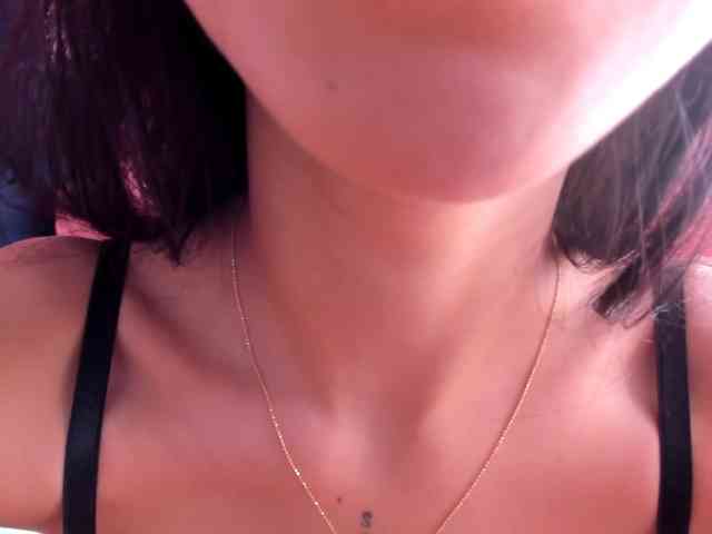 BREE-WATSON webcam