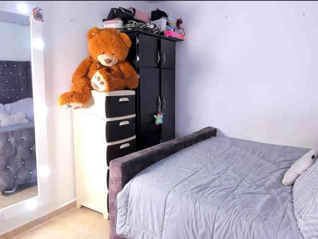 BREE-WATSON webcam