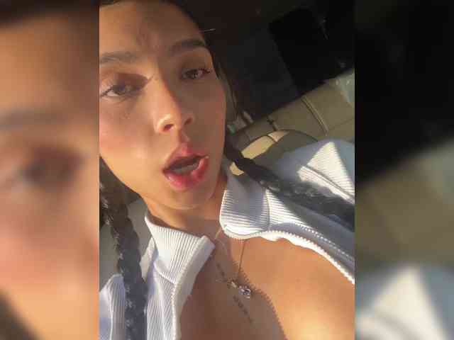 BREE-WATSON webcam