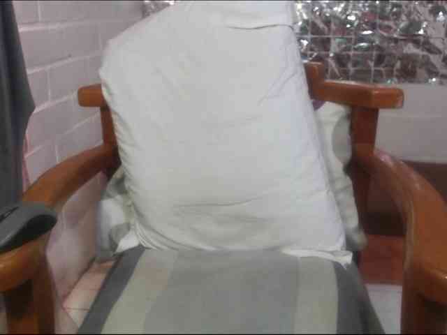 Rubi-Roberts03 webcam