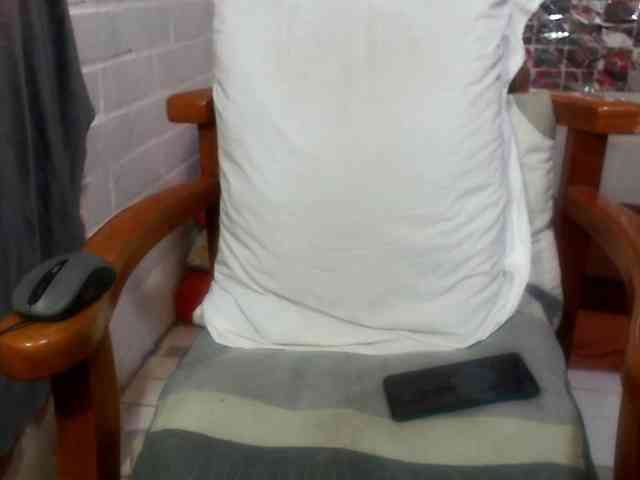 Rubi-Roberts03 webcam