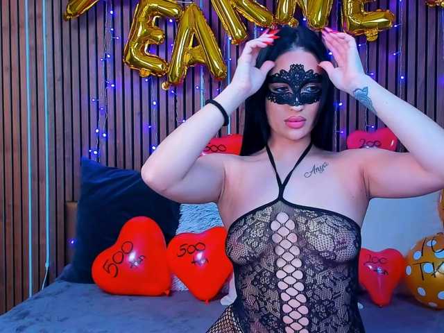 CamillaParis's BongaCams show and profile