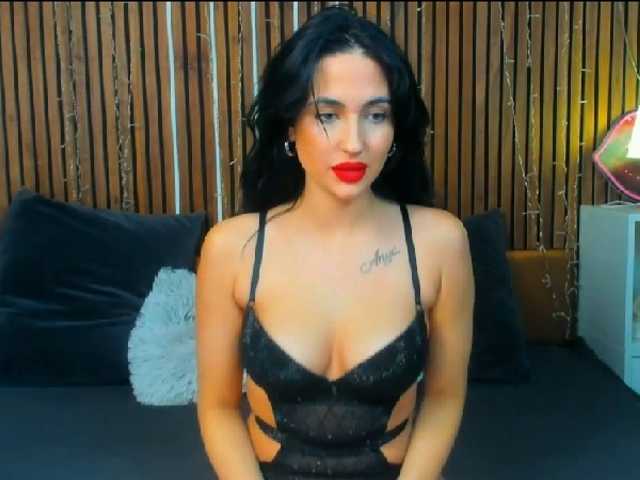 CamillaParis's BongaCams show and profile
