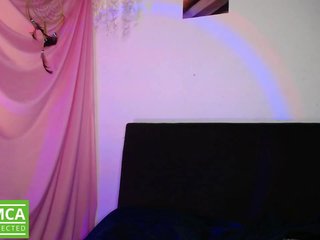 Curie-girl Porn Show