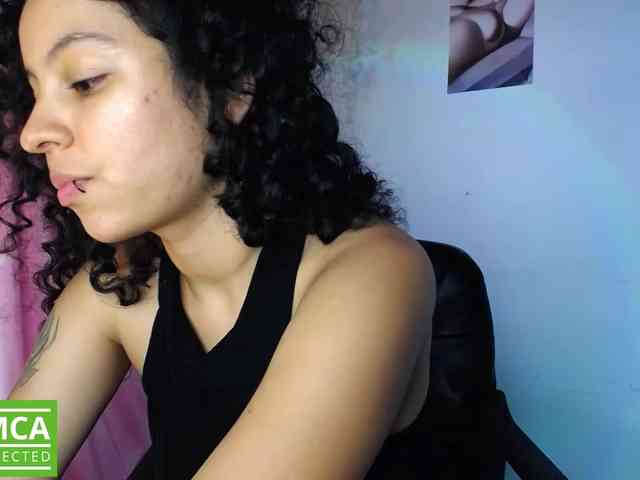 Curie-girl webcam