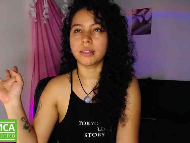 Curie-girl webcam