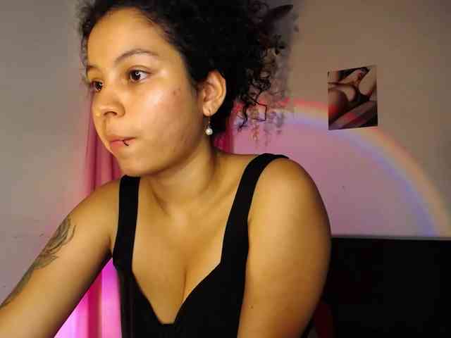 Curie-girl webcam