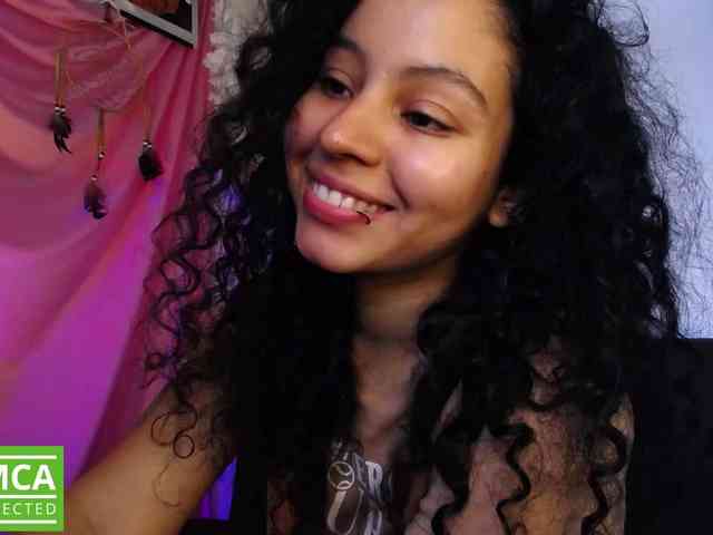 Curie-girl webcam