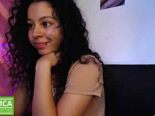 Curie-girl webcam