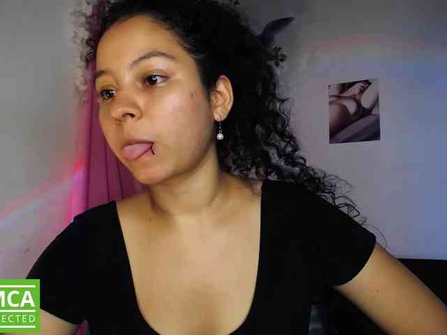 Curie-girl webcam