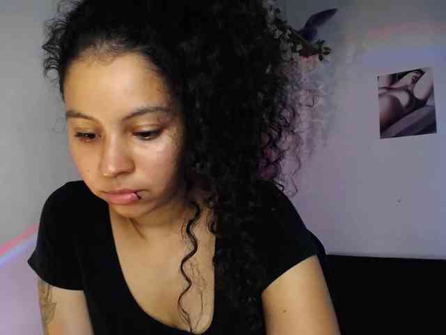 Curie-girl webcam