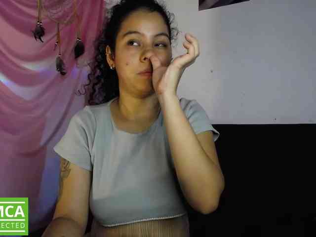 Curie-girl webcam