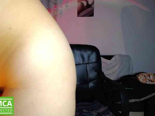 Curie-girl webcam