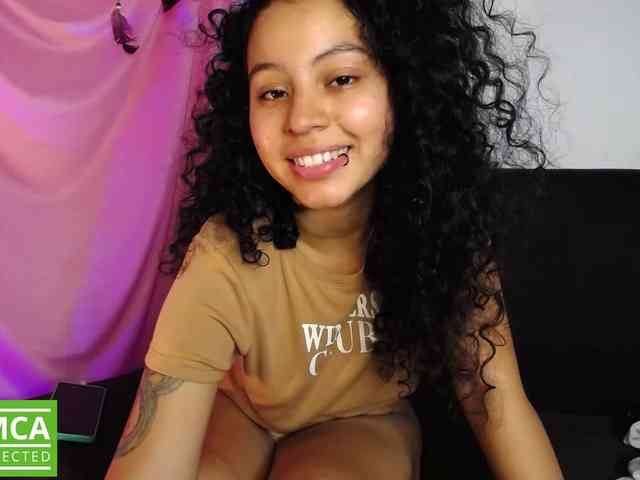 Curie-girl webcam