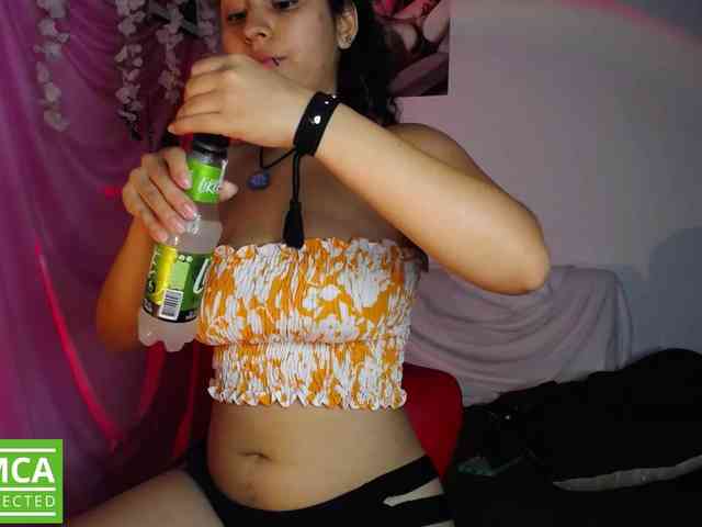 Curie-girl webcam