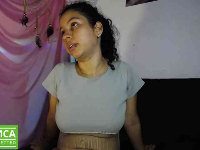Curie-girl webcam