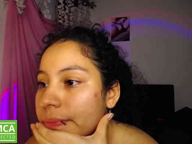 Curie-girl webcam