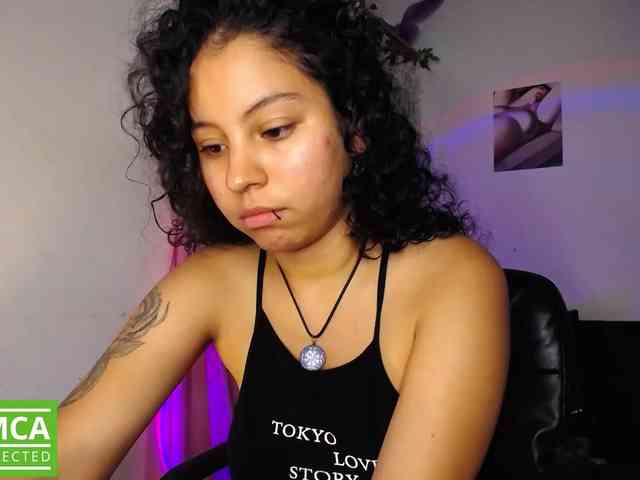 Curie-girl webcam