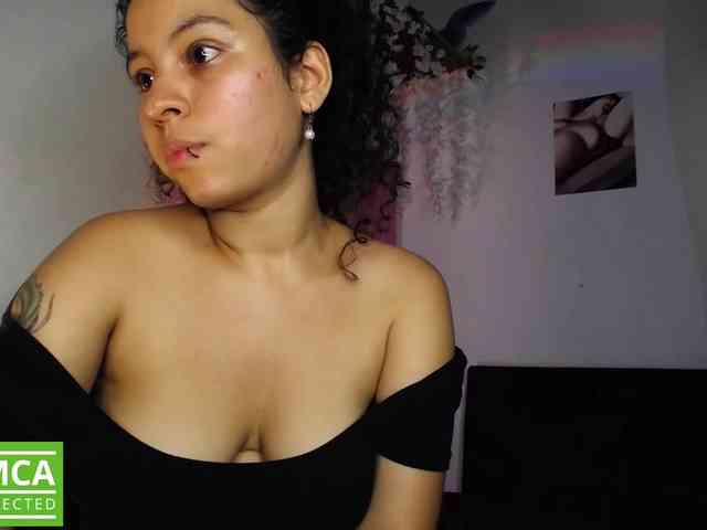 Curie-girl webcam