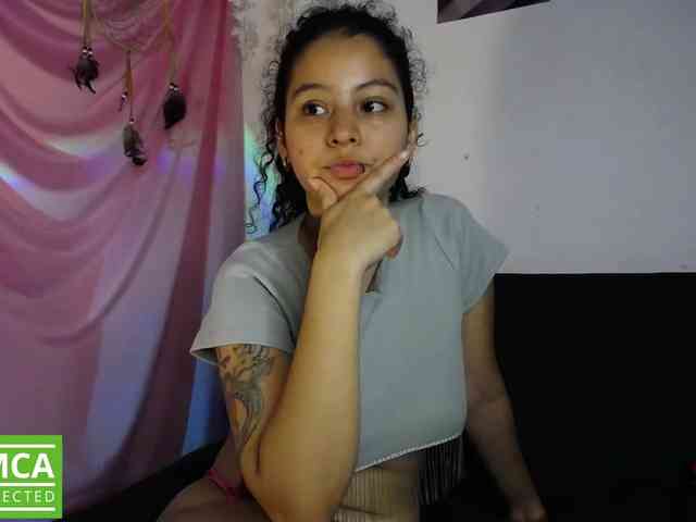 Curie-girl webcam