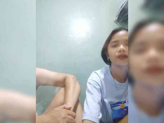YourasianGirl webcam