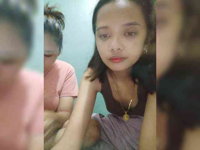 YourasianGirl webcam