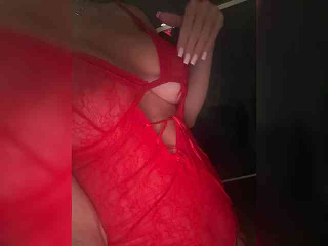 HoneyDasha webcam