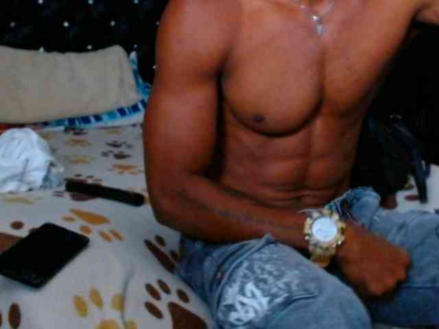 billy-brown-11inches Live Webcam on BongaCams