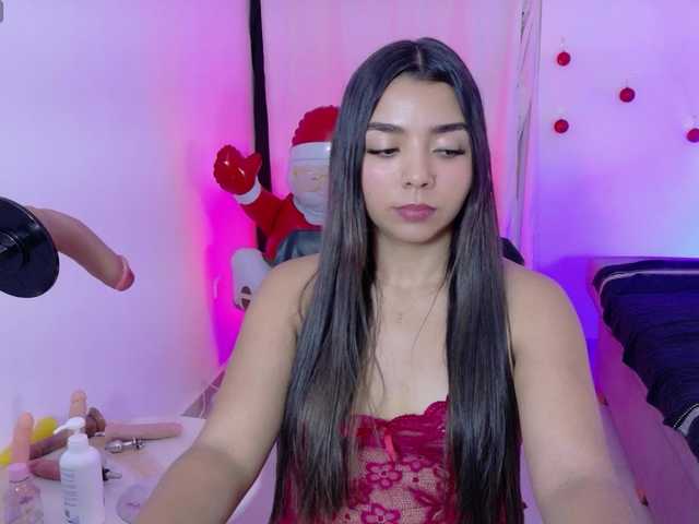 MIA-1L's BongaCams show and profile