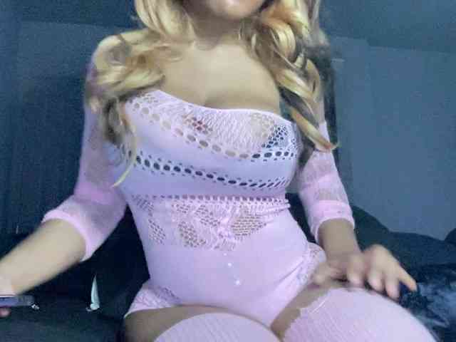 Fairynutmother webcam